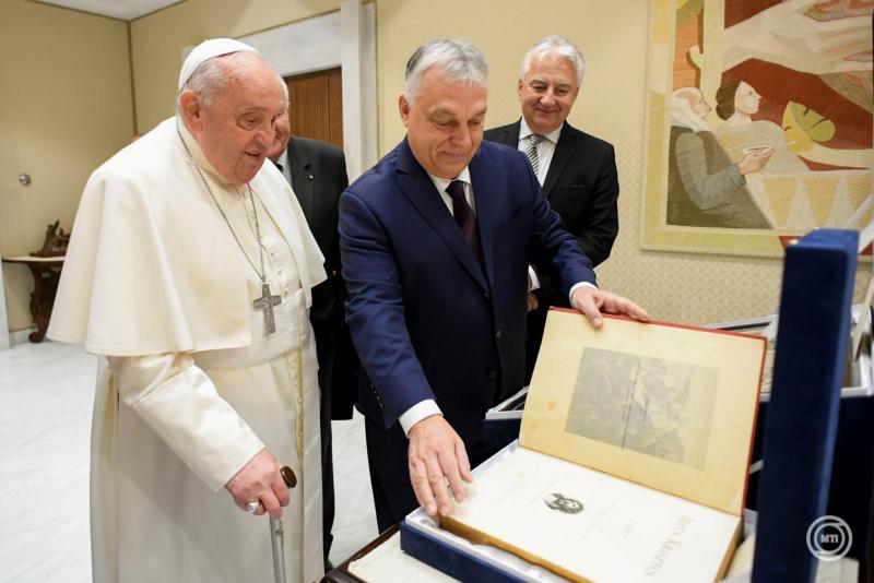 Szerdán a Vatikán falai között Ferenc pápa fogadta Orbán Viktort, amely alkalom különleges jelentőséggel bírt.