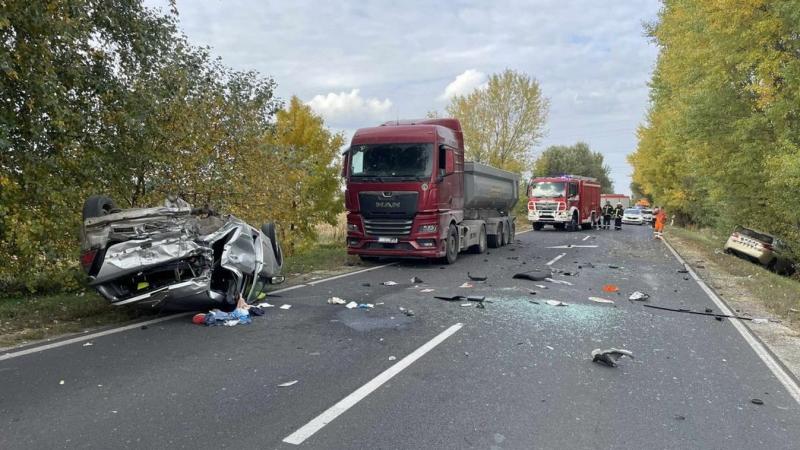 A tragédia órákra megállította a forgalom áramlását.