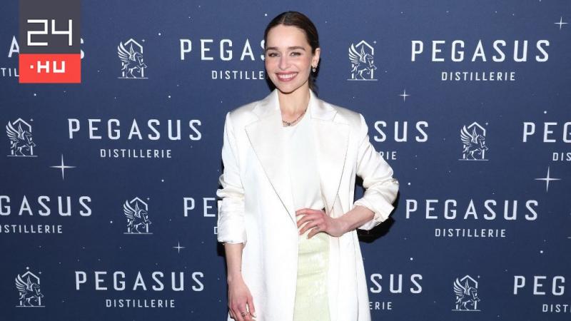 Budapesten éppen Emilia Clarke forgat, és a hírek szerint az újlipótvárosi körömszalon is a helyszínek között szerepel.