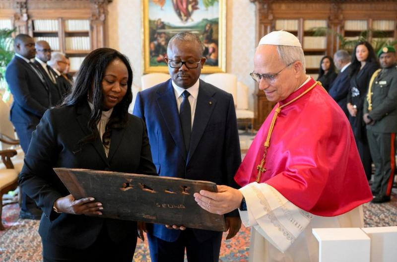 A Vatikánban a pápa különleges fogadtatásban részesítette a Bissau-Guineai Köztársaság elnökét - számolt be a Vatican News.