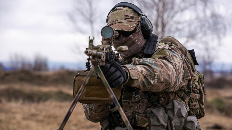 Elképesztő adatok: lényegében megsemmisültek Oroszország legjobban őrzött egységei.